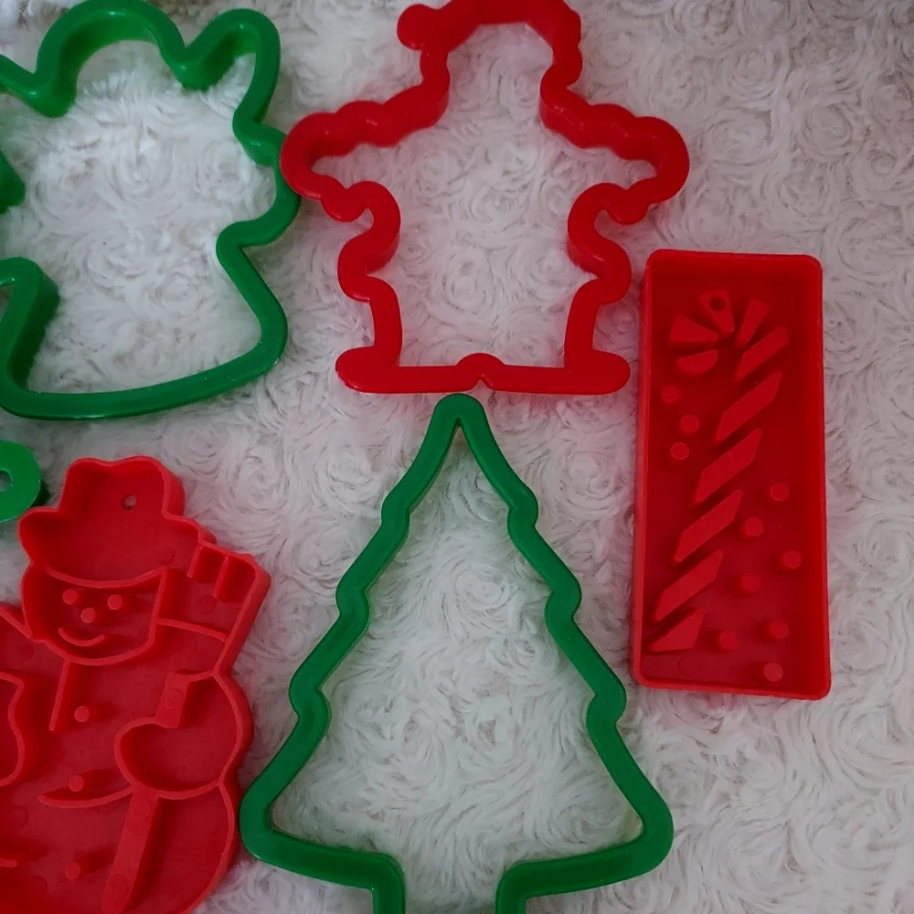 Set of Plastic Cookie cutters and stamps 10 pieces Holiday Baking